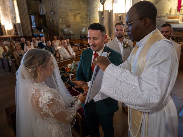 Le mariage de Jonathan et Sophia à Vitrolles, Bouches-du-Rhône 13