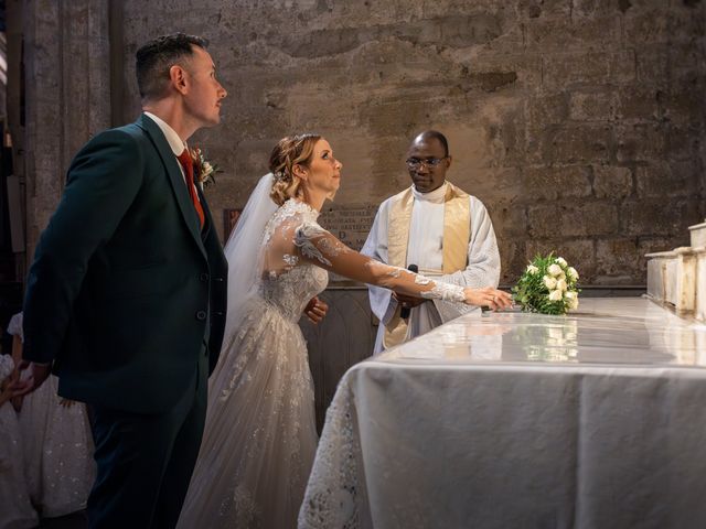 Le mariage de Jonathan et Sophia à Vitrolles, Bouches-du-Rhône 29