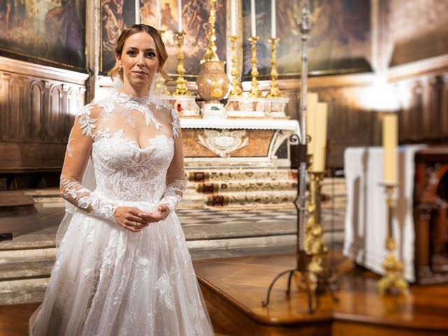 Le mariage de Jonathan et Sophia à Vitrolles, Bouches-du-Rhône 35