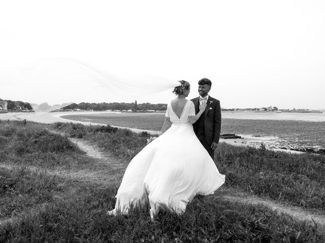 Le mariage de Emanuel et Rachel à Saint-Laurent-de-la-Prée, Charente Maritime 13