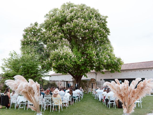 Le mariage de Emanuel et Rachel à Saint-Laurent-de-la-Prée, Charente Maritime 16