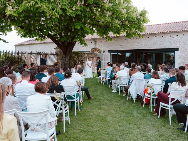 Le mariage de Emanuel et Rachel à Saint-Laurent-de-la-Prée, Charente Maritime 22