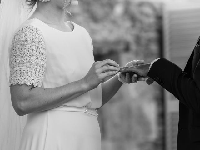 Le mariage de Emanuel et Rachel à Saint-Laurent-de-la-Prée, Charente Maritime 23