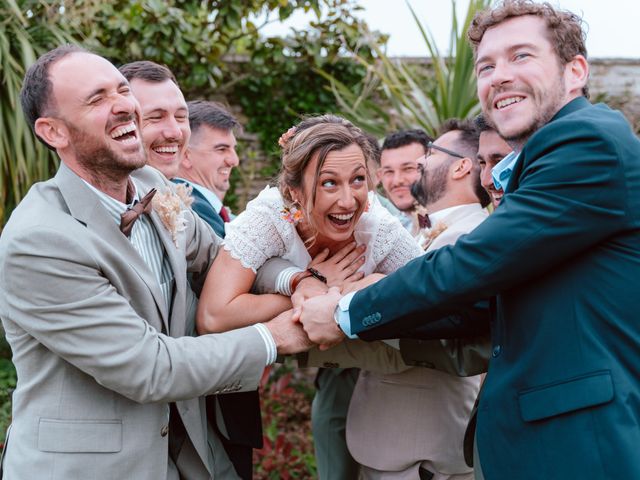 Le mariage de Emanuel et Rachel à Saint-Laurent-de-la-Prée, Charente Maritime 35