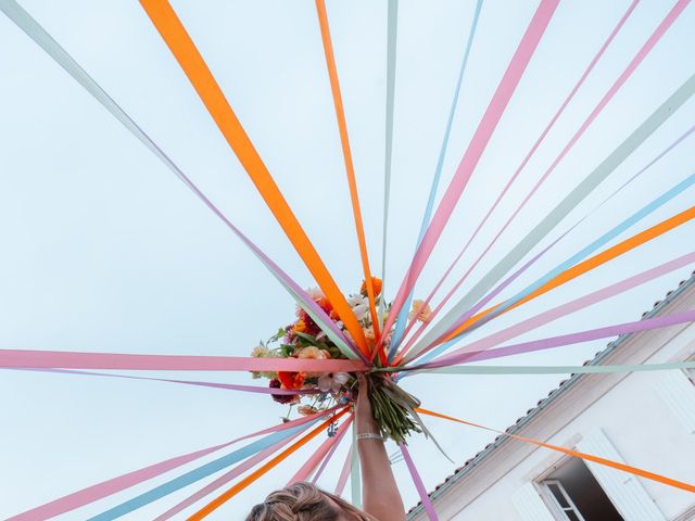 Le mariage de Emanuel et Rachel à Saint-Laurent-de-la-Prée, Charente Maritime 37