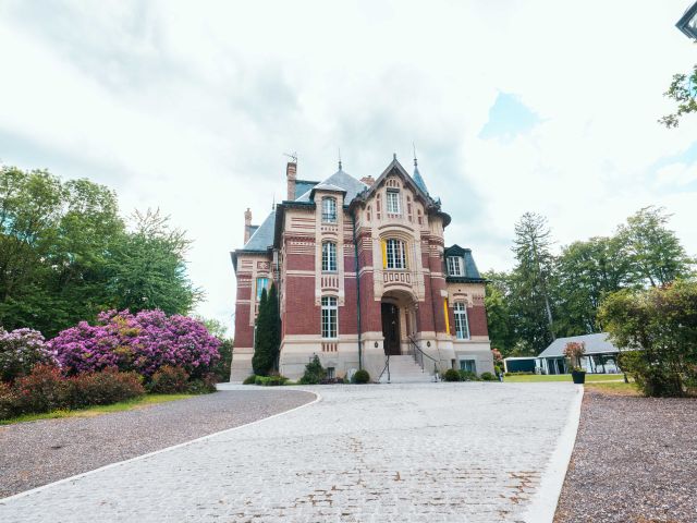 Le mariage de Paul et Mathilde à Crèvecoeur-le-Grand, Oise 11