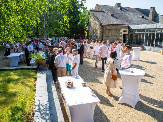 Le mariage de Xavier et Hélène à Juigné-sur-Loire, Maine et Loire 137