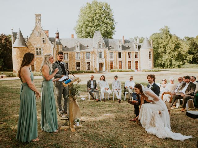 Le mariage de Helen et Nicolas à Tuffé, Sarthe 14