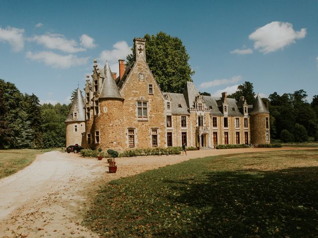 Le mariage de Helen et Nicolas à Tuffé, Sarthe 35