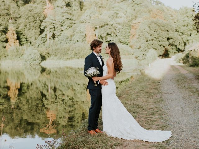 Le mariage de Helen et Nicolas à Tuffé, Sarthe 24