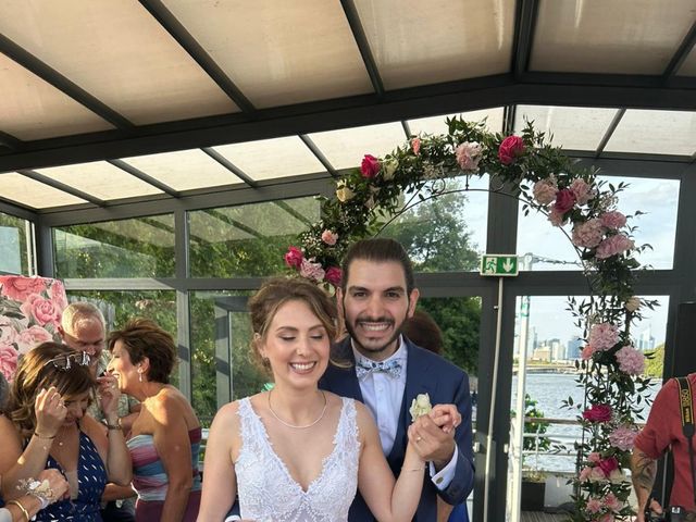 Le mariage de Joe et Annarosa  à Vanves, Hauts-de-Seine 3