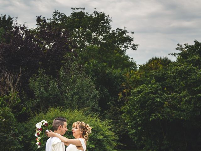 Le mariage de Damien et Radia à Barbey, Seine-et-Marne 30