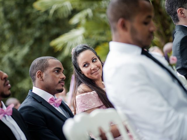 Le mariage de Sebastien et Jessie à Bordeaux, Gironde 39