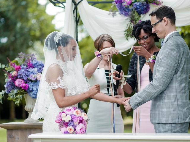 Le mariage de Sebastien et Jessie à Bordeaux, Gironde 57