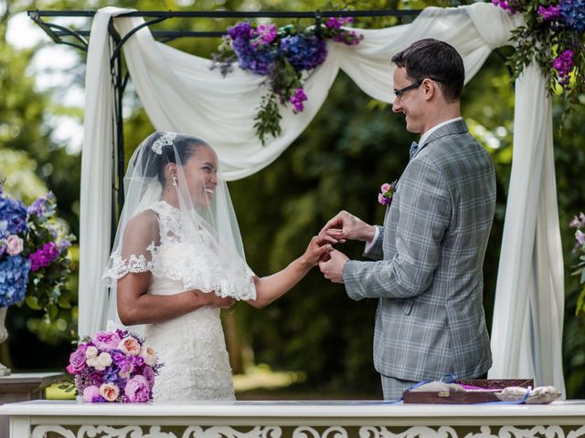 Le mariage de Sebastien et Jessie à Bordeaux, Gironde 65