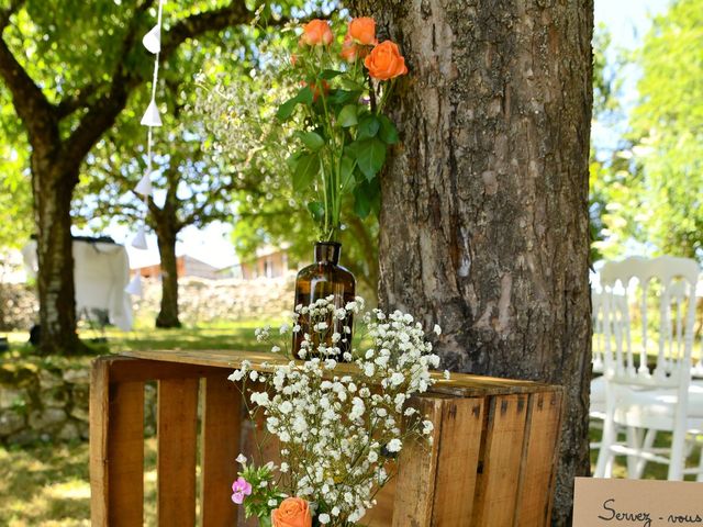 Le mariage de Emilie et Antoine à Jaunay-Marigny, Vienne 6