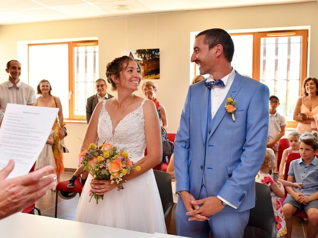 Le mariage de Emilie et Antoine à Jaunay-Marigny, Vienne 16