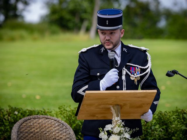 Le mariage de Romain et Gwendoline à Saint-Pierre-le-Moûtier, Nièvre 15