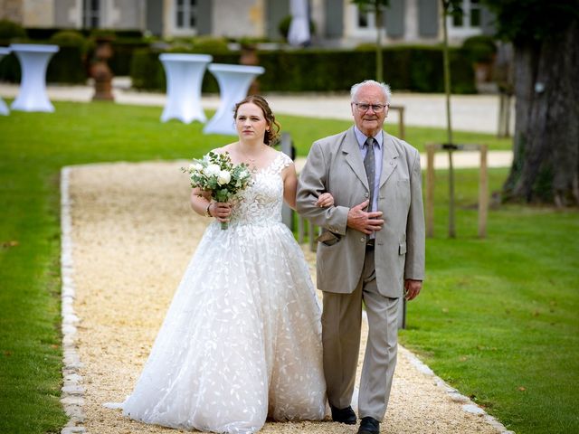 Le mariage de Romain et Gwendoline à Saint-Pierre-le-Moûtier, Nièvre 64