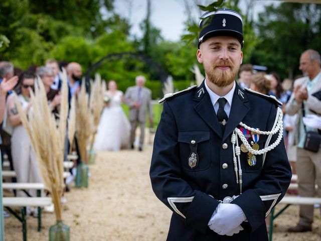 Le mariage de Romain et Gwendoline à Saint-Pierre-le-Moûtier, Nièvre 65