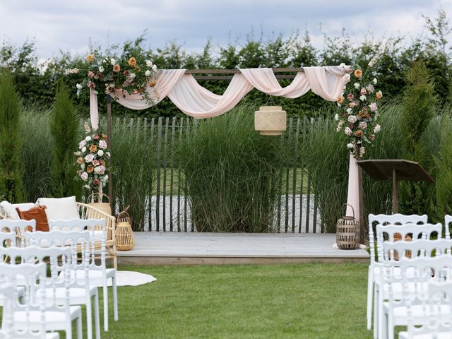 Le mariage de Thomas et Cassandra à Barentin, Seine-Maritime 30