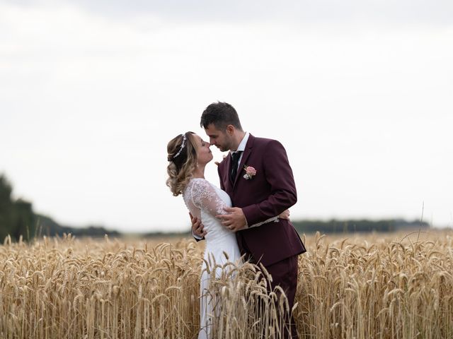 Le mariage de Thomas et Cassandra à Barentin, Seine-Maritime 86