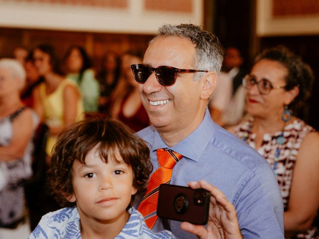 Le mariage de Sebastien et Quentin à Avallon, Yonne 24