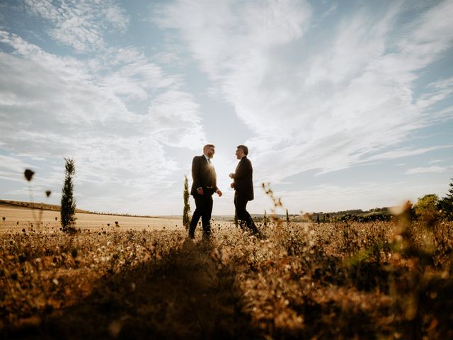 Le mariage de Sebastien et Quentin à Avallon, Yonne 81