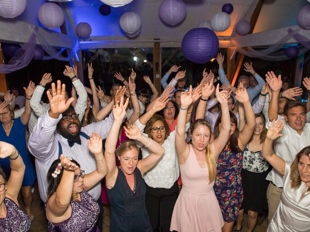 Le mariage de Alexis et Jessica à Varennes-Jarcy, Essonne 4