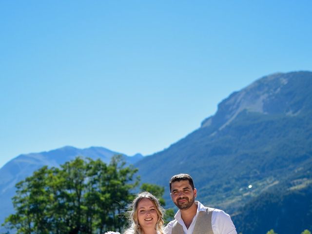 Le mariage de Valentin et Cloé à Mont-Dauphin, Hautes-Alpes 18