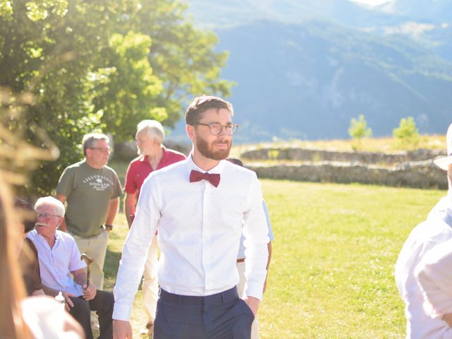 Le mariage de Valentin et Cloé à Mont-Dauphin, Hautes-Alpes 36