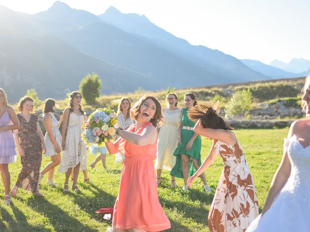 Le mariage de Valentin et Cloé à Mont-Dauphin, Hautes-Alpes 47