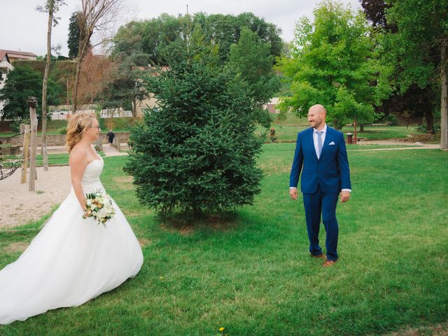 Le mariage de Romain et Marine à Saint-Trivier-sur-Moignans, Ain 2