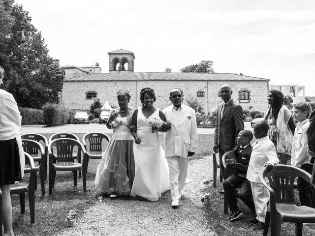 Le mariage de Mickael et Chrystelle à Collanges, Puy-de-Dôme 14