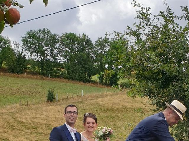 Le mariage de Fabien et Anaïs  à Véranne, Loire 4