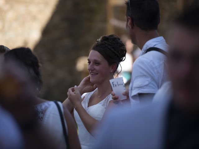 Le mariage de Fabien et Anaïs  à Véranne, Loire 7