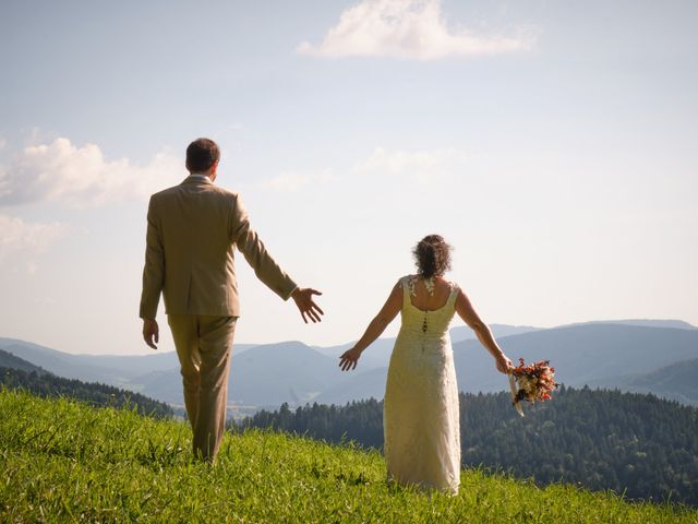 Le mariage de Raphaël et Flore à Domène, Isère 16