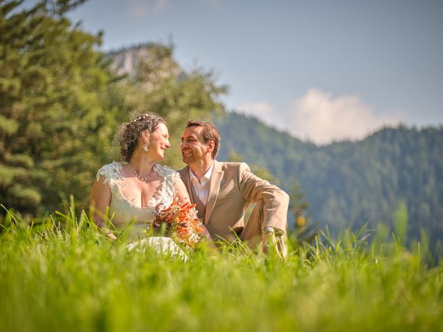 Le mariage de Raphaël et Flore à Domène, Isère 17