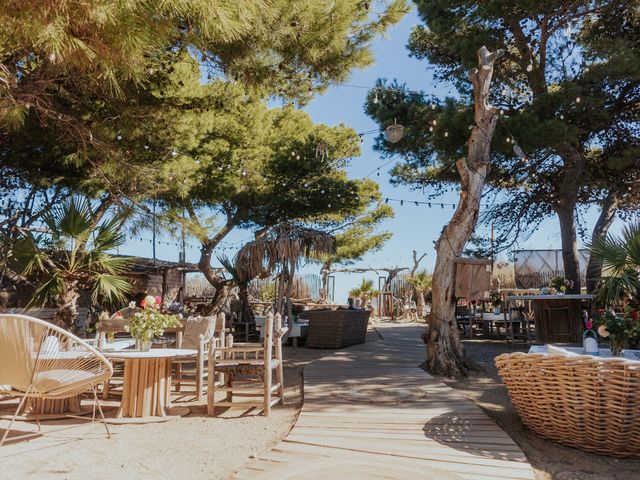 Le mariage de Paul et Claire à Leucate, Aude 1