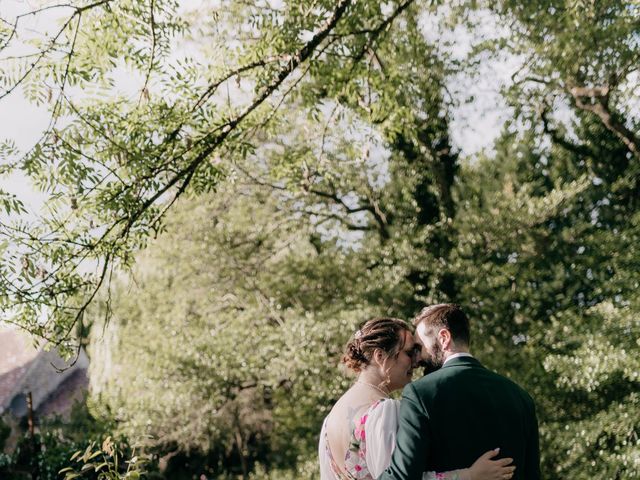 Le mariage de Hadrien et Sarah à Bransles, Seine-et-Marne 31