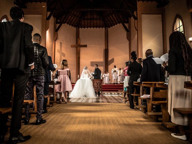 Le mariage de Rémi et Véronika à Bondy, Seine-Saint-Denis 15