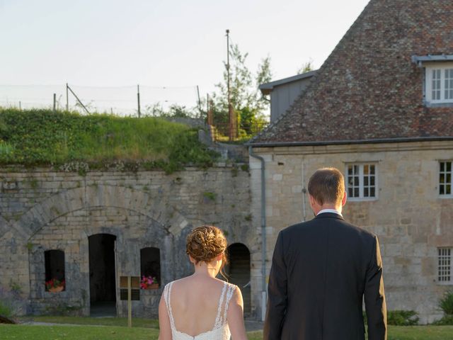 Le mariage de Sébastien et Cécile à Saint-Lothain, Jura 14