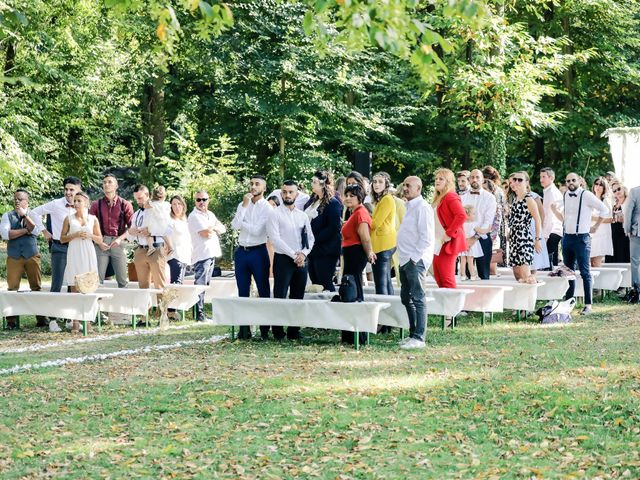 Le mariage de Clara et Laura à Fontenay-Trésigny, Seine-et-Marne 38