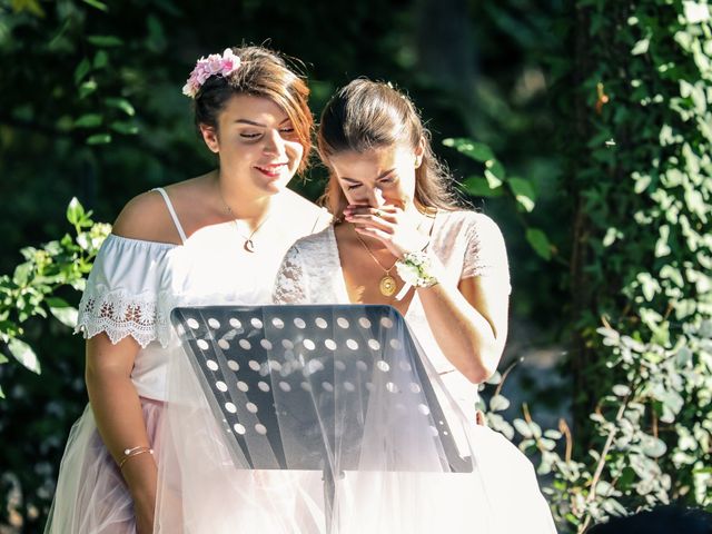 Le mariage de Clara et Laura à Fontenay-Trésigny, Seine-et-Marne 64