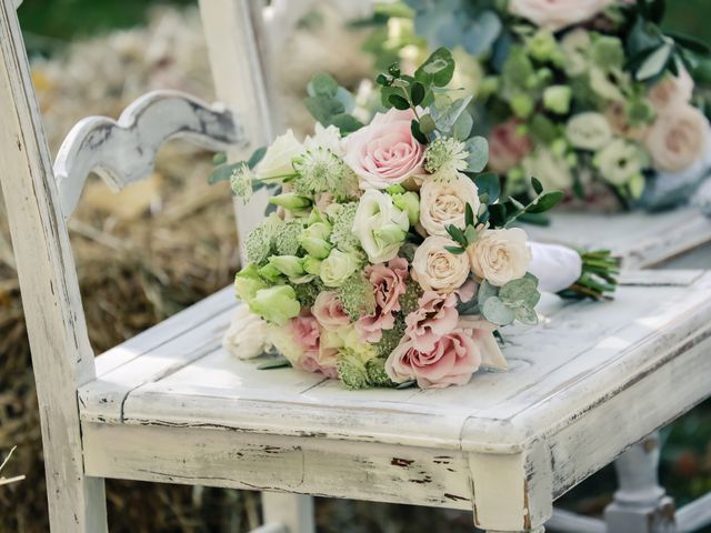 Le mariage de Clara et Laura à Fontenay-Trésigny, Seine-et-Marne 81