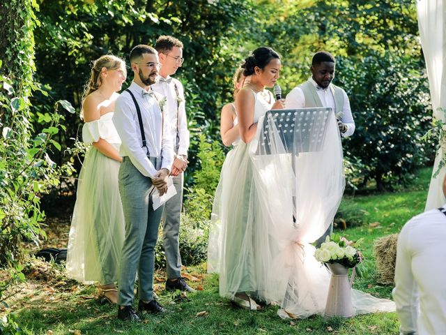 Le mariage de Clara et Laura à Fontenay-Trésigny, Seine-et-Marne 95