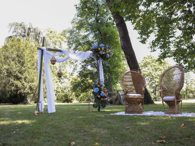 Le mariage de Issame et Christelle à Saint-Sulpice-la-Pointe, Tarn 74