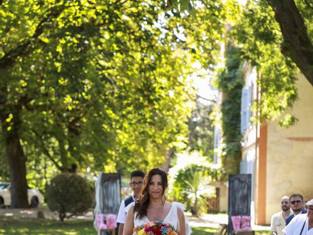 Le mariage de Issame et Christelle à Saint-Sulpice-la-Pointe, Tarn 81