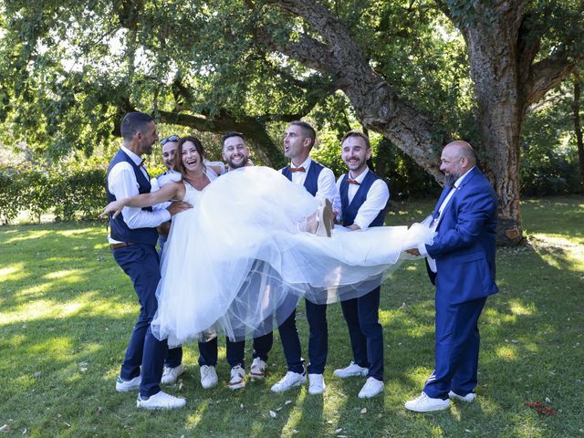 Le mariage de Issame et Christelle à Saint-Sulpice-la-Pointe, Tarn 92