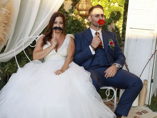 Le mariage de Issame et Christelle à Saint-Sulpice-la-Pointe, Tarn 126